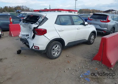 2021 Hyundai Venue Se from USA, damaged, VIN KMHRB8A38MU125699